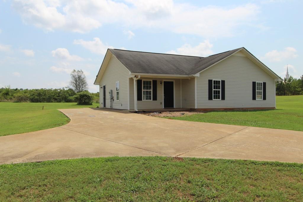 56 Stonegate Dr., Cedartown, GA 30125