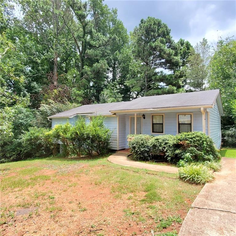 8857 Old Lee Rd., Lithia Springs, GA 30122