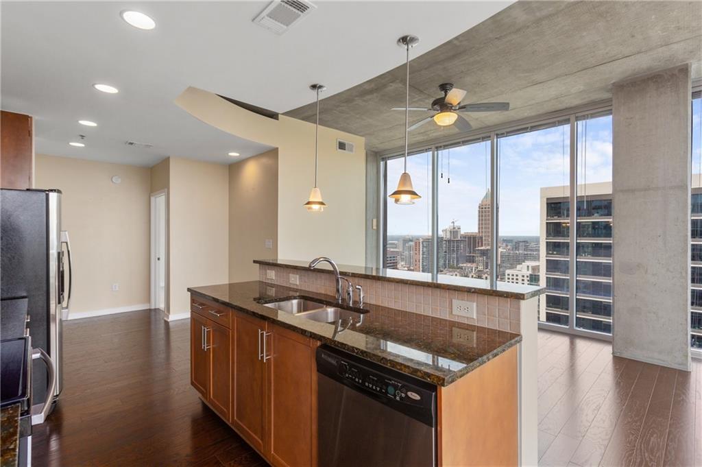 855 Peachtree St. #2714, Atlanta, GA 30308