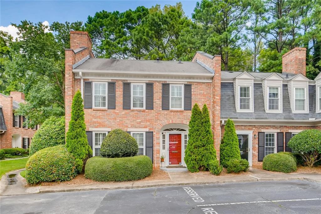 11 Iron Bound Pl., Atlanta, GA 30318