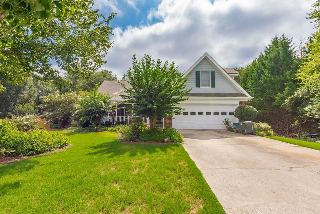 85 Dearing Woods Ct., Covington, GA 30014