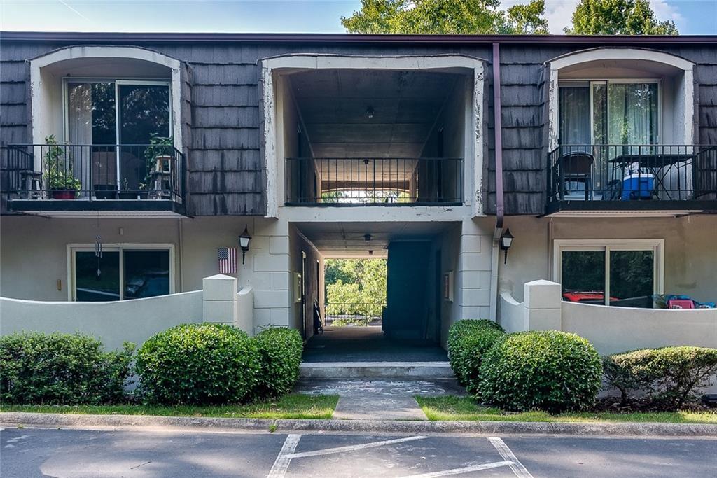 725 Dalrymple Rd. #5C, Atlanta, GA 30328