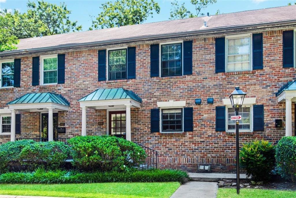 6700 Roswell Rd. #17G, Atlanta, GA 30328