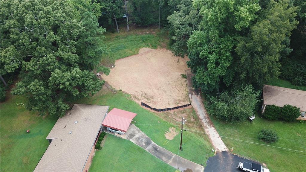 5051 Oakdale Dr, Douglasville, GA 30135