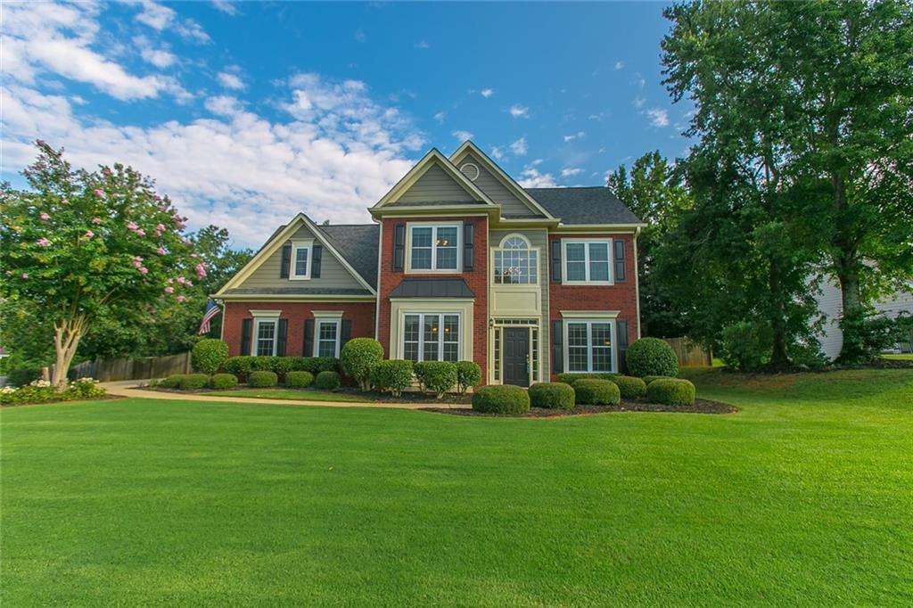 4966 Weatherstone Dr., Buford, GA 30519