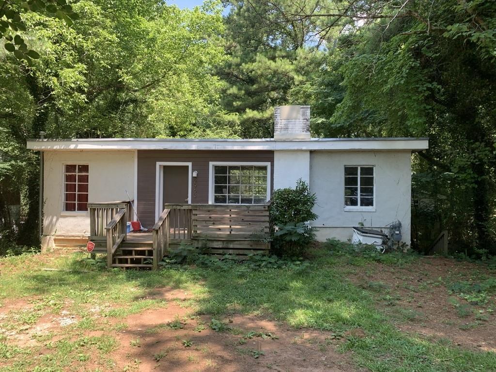 2963 Redwine Rd., East Point, GA 30344