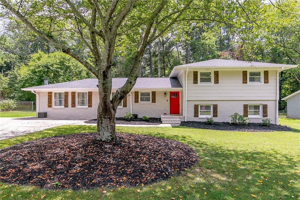 2728 Sunny Ln., Marietta, GA 30067