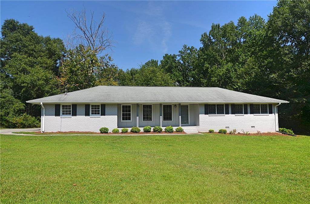 2928 Sandra Dr., Snellville, GA 30078
