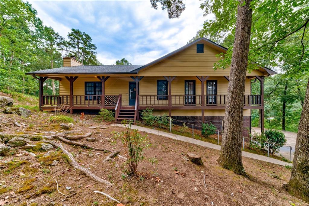 339 Hill Crest Cir., Woodstock, GA 30188