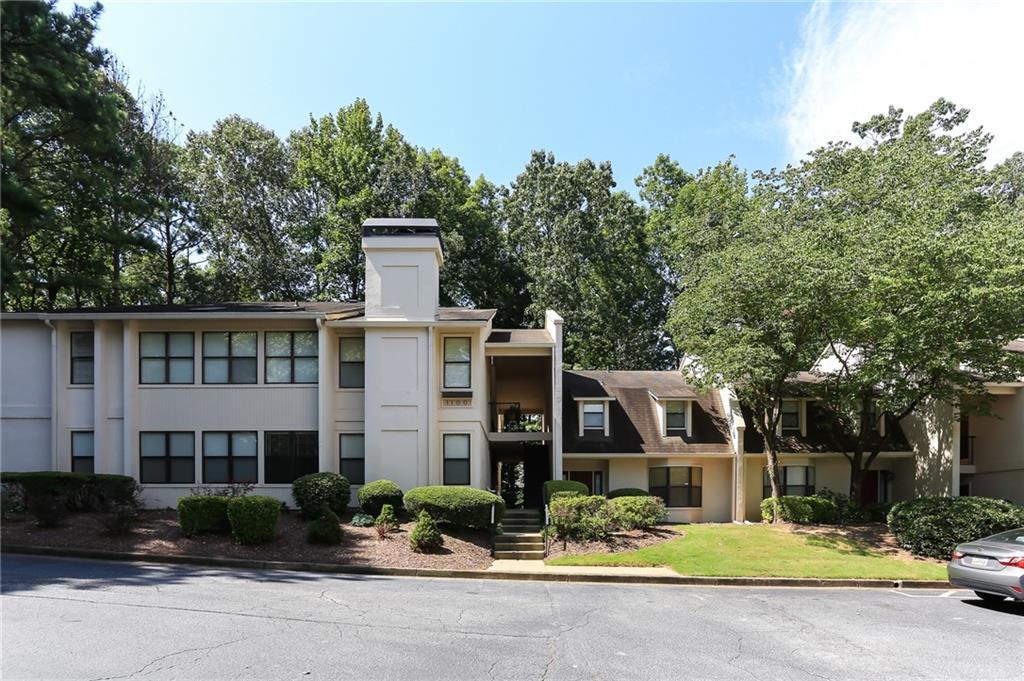 1108 Old Hammond Chase, Sandy Springs, GA 30350