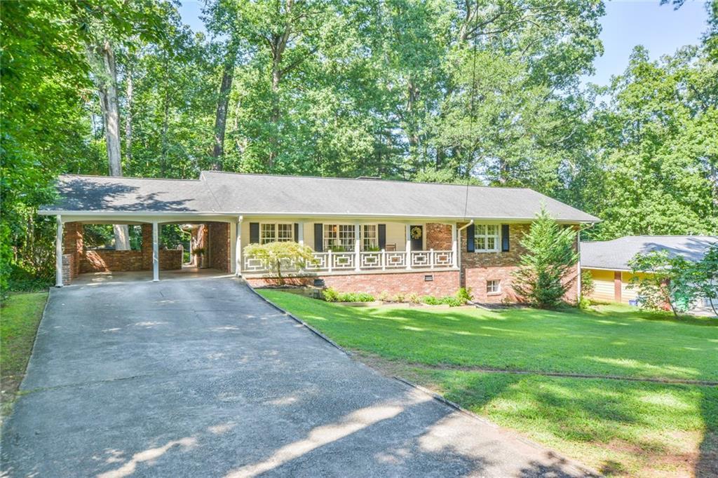 2075 Fairwood Ln., Atlanta, GA 30345