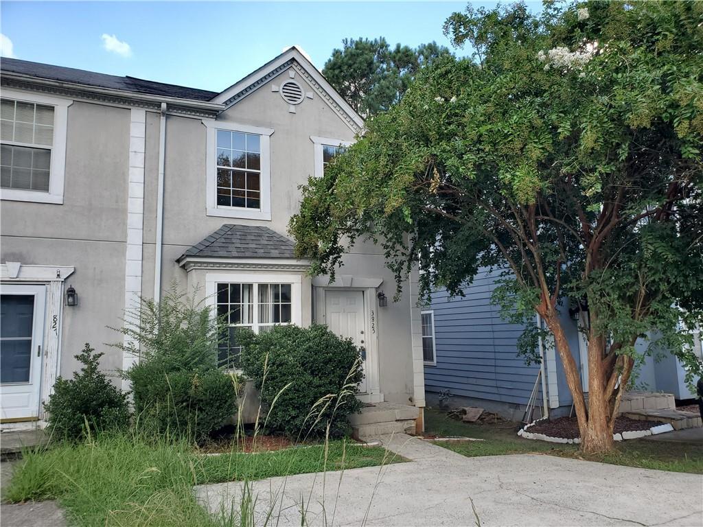 3825 Meadow Creek Dr., Peachtree City, GA 30092