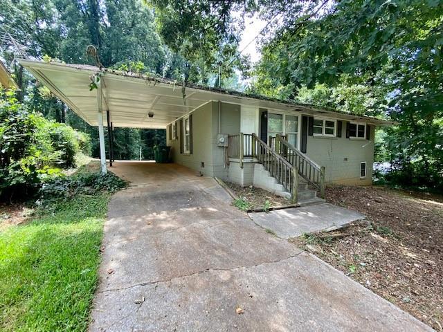 755 Fallview Dr., Forest Park, GA 30297