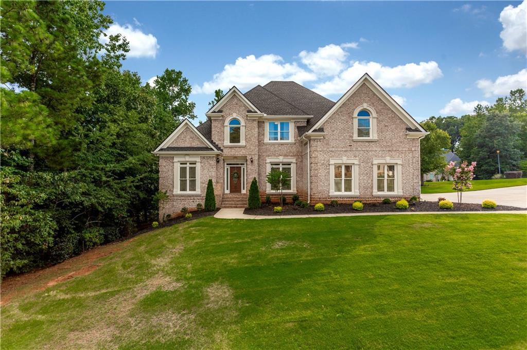 970 Chateau Forest Rd., Hoschton, GA 30548