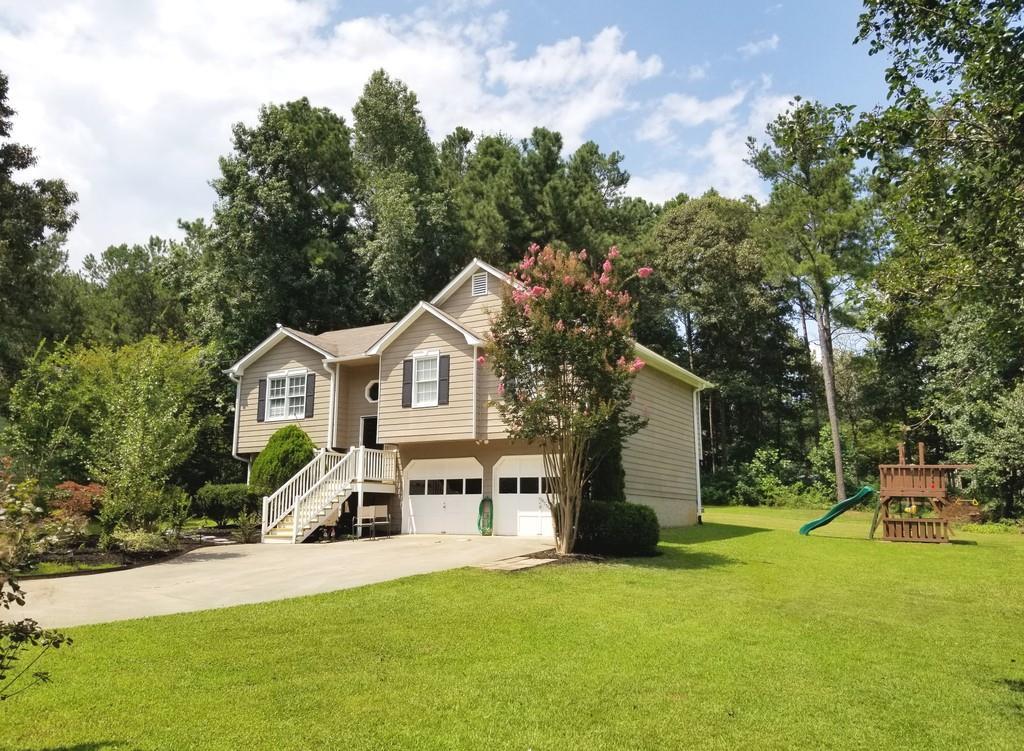 559 Dillon Dr., Douglasville, GA 30134