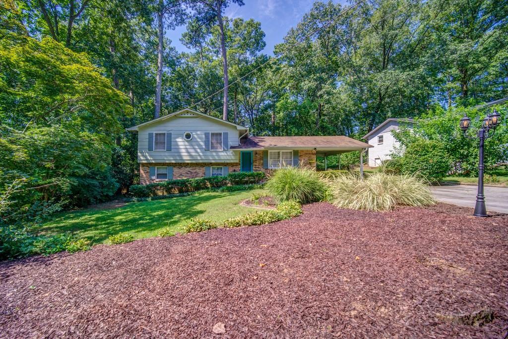 1110 Creekdale Dr., Clarkston, GA 30021
