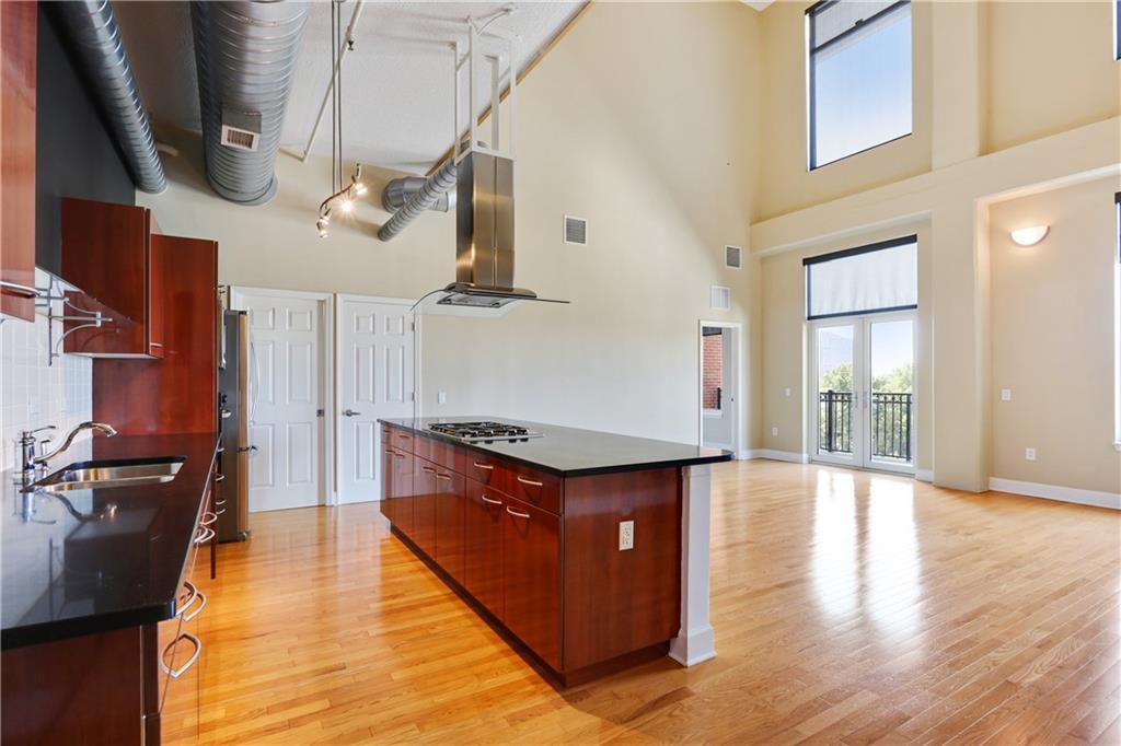 3820 Roswell Rd. #703, Atlanta, GA 30342