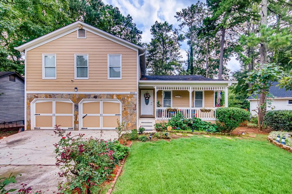 1017 Memory Ln., Lawrenceville, GA 30044