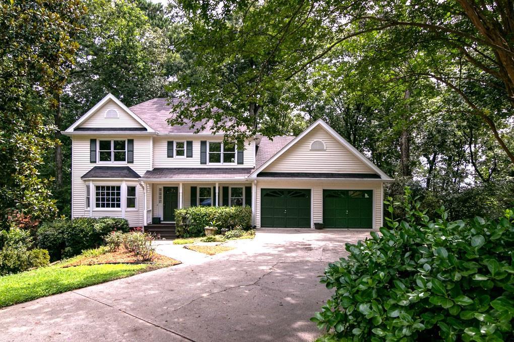 1404 Rustlewood Ct., Lilburn, GA 30047