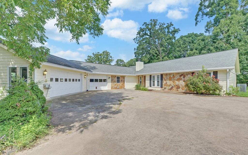 1900 Orr Rd., Cumming, GA 30041