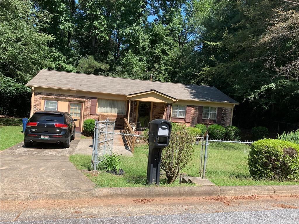 160 Peach St., Athens, GA 30606