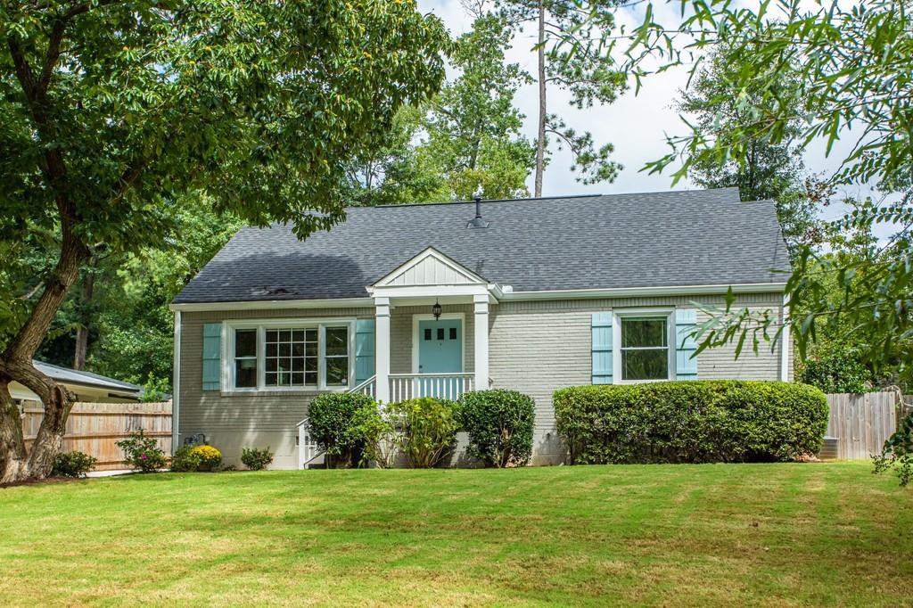 1410 Deerwood Dr., Decatur, GA 30030