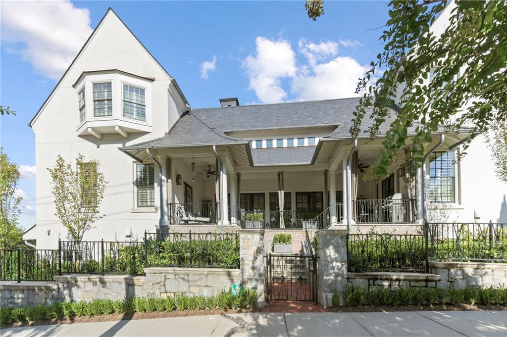 201 Dovecrest Dr., Atlanta, GA 30305