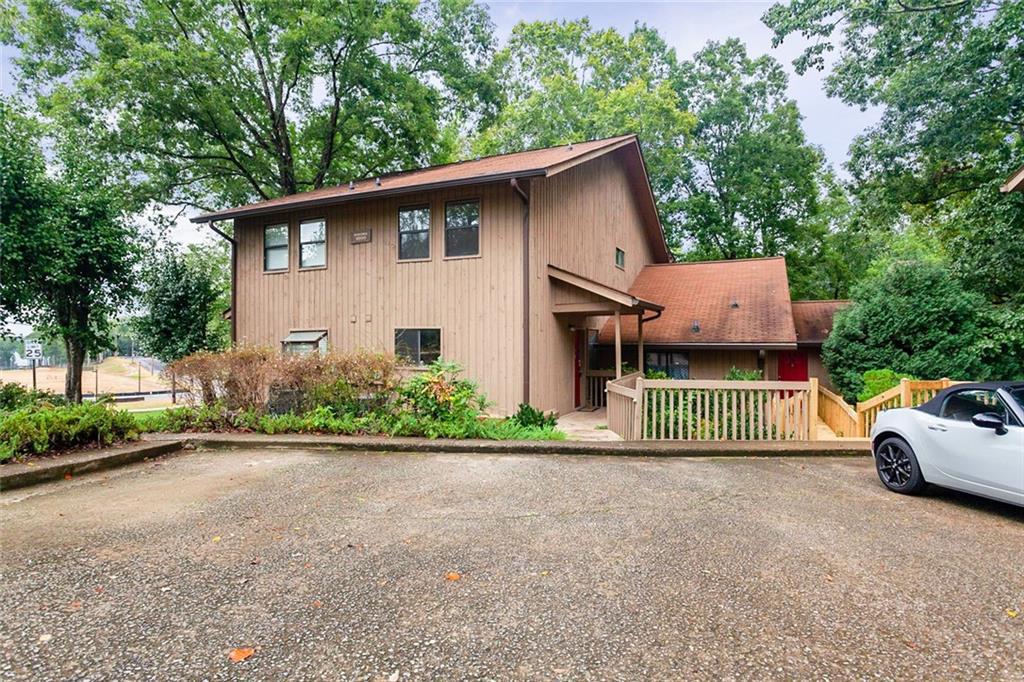 1803 Pine Tree Dr., Buford, GA 30518