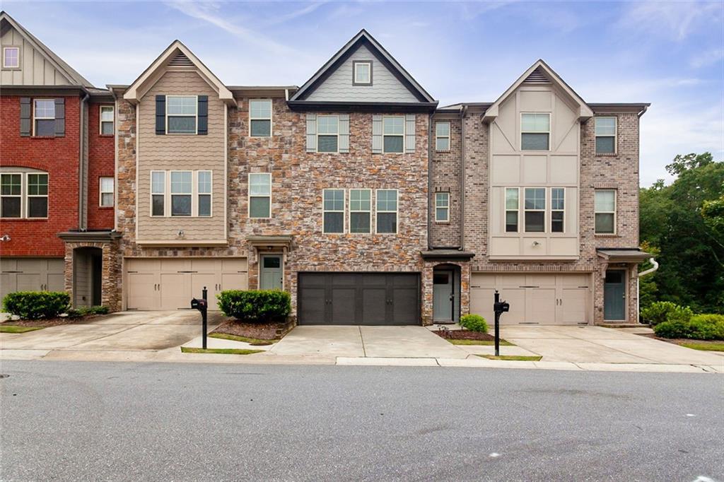 3070 Hallmark Ln., Buford, GA 30519
