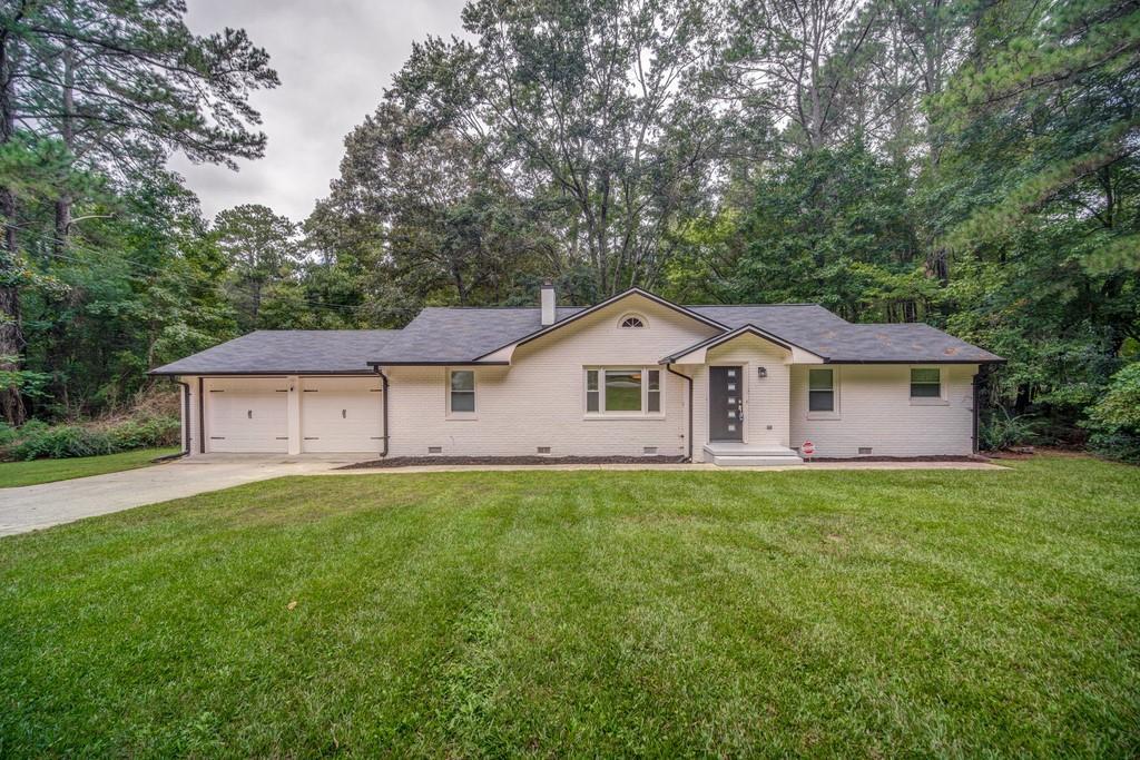 3793 Stonewall Tell Rd., Atlanta, GA 30349