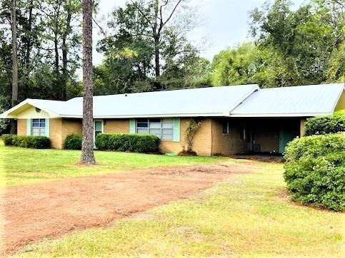 770 Sawgrass Rd., Hortense, GA 31543