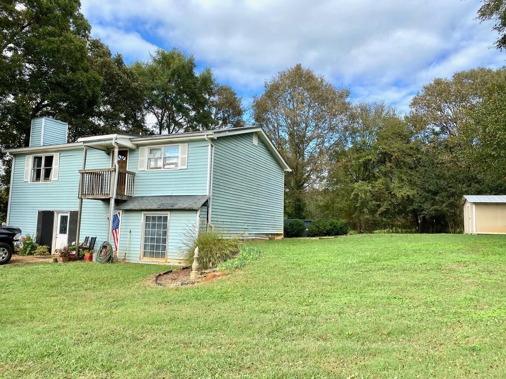 2173 W H Hayes Rd., Winder, GA 30680
