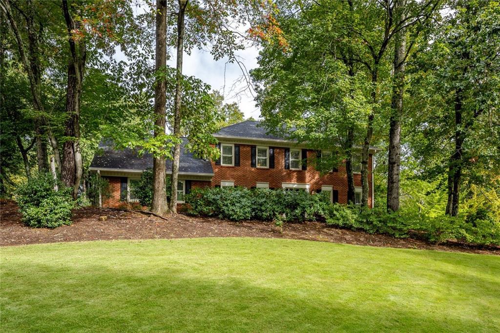 4857 Hampton Lake Dr., Marietta, GA 30068