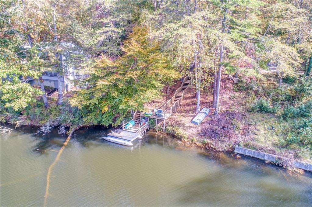 800 Twin Mountain Lake Cir., Talking Rock, GA 30175