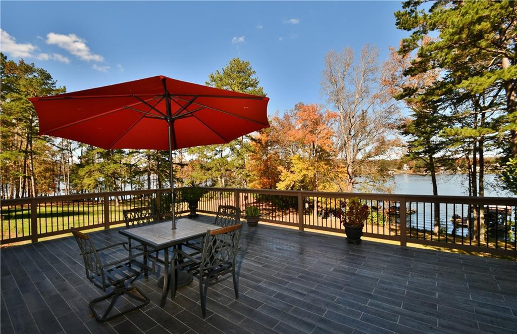 86 Admirals Point Cir., Dawsonville, GA 30534