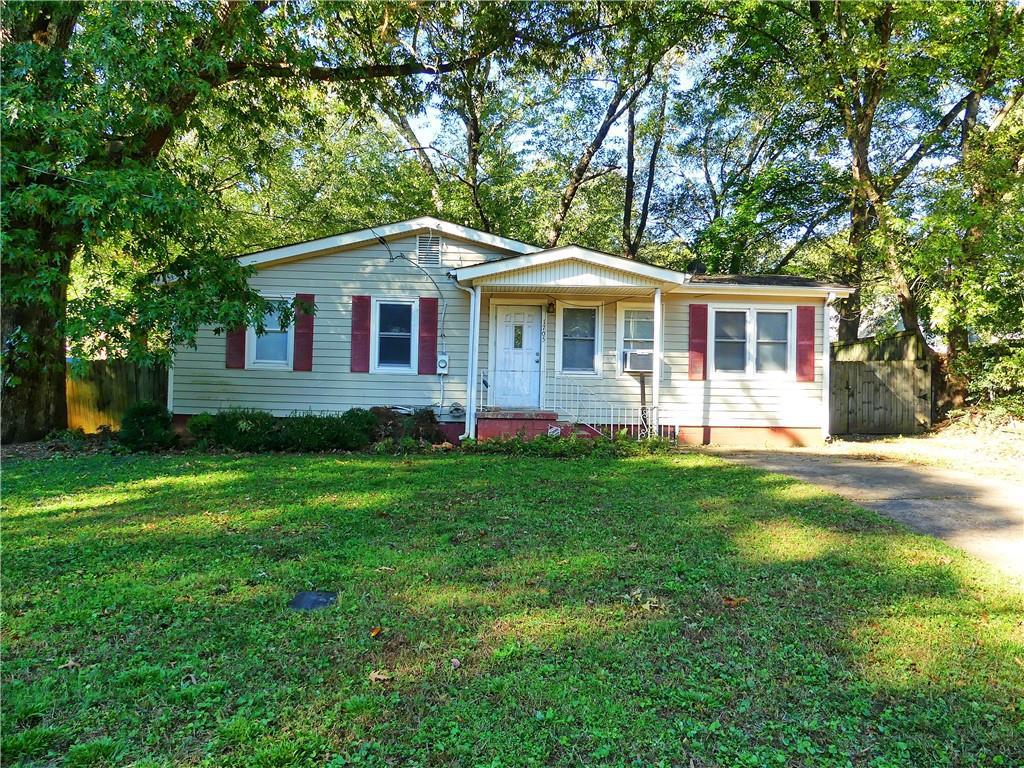 1705 Donna Lynn Dr., Smyrna, GA 30080