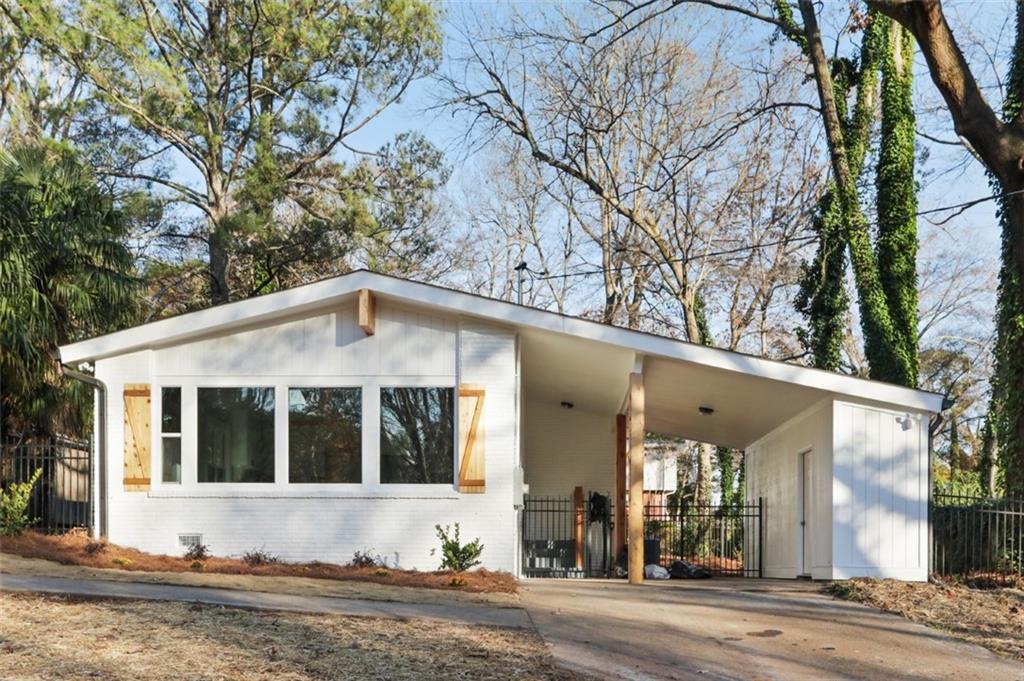 2609 Woodacres Rd., Atlanta, GA 30345
