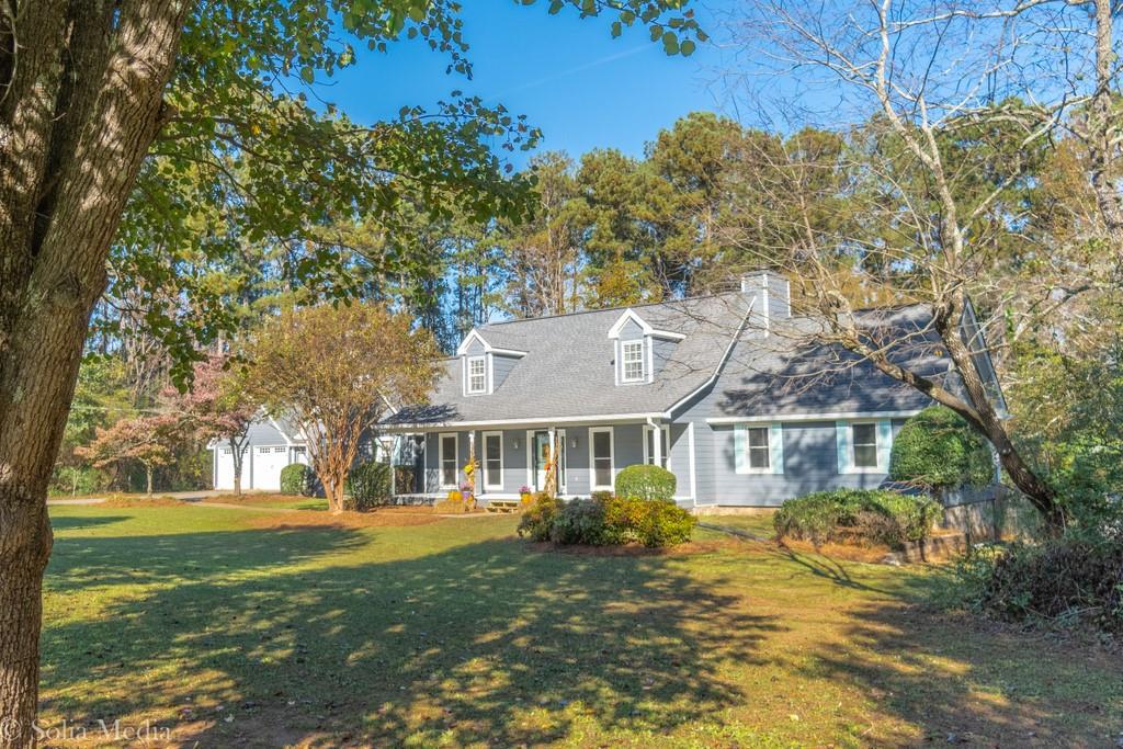 144 Wedgefield Dr., McDonough, GA 30252