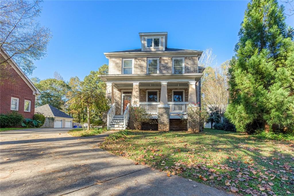1330 Skyhaven Rd., Atlanta, GA 30316