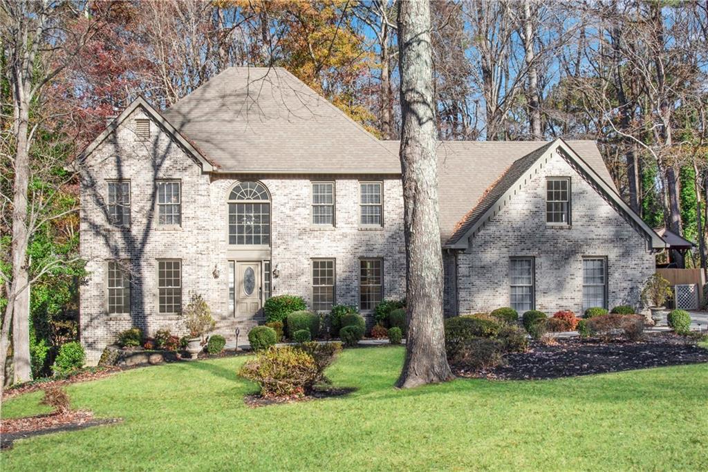 5956 Henley Dr., Powder Springs, GA 30127