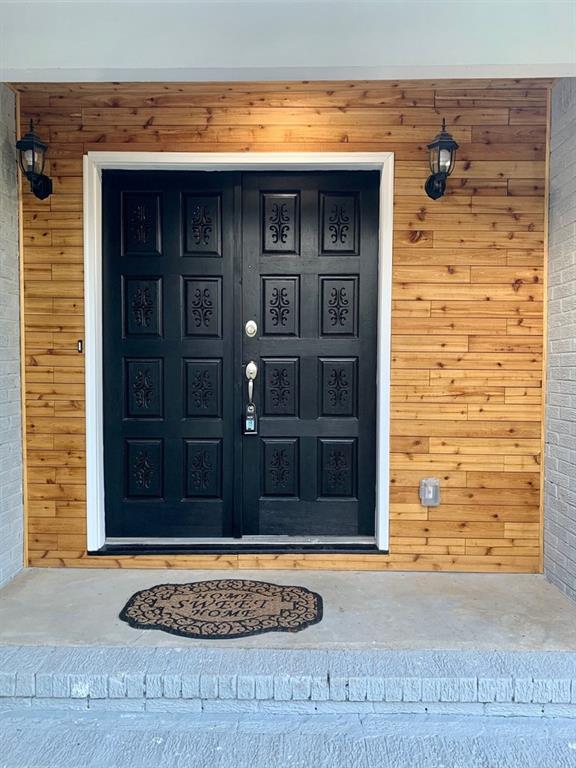 3895 Pebble Beach Dr., Atlanta, GA 30349