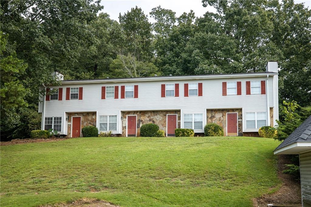 2861 Spruce Cir., Snellville, GA 30078