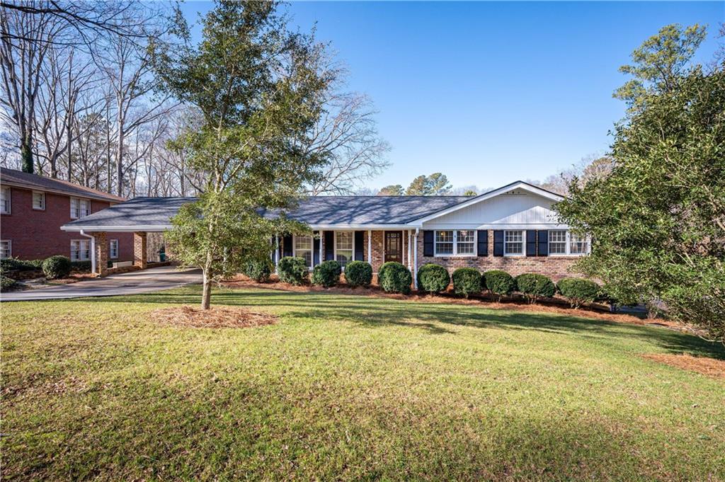 3882 Plumcrest Rd., Smyrna, GA 30082