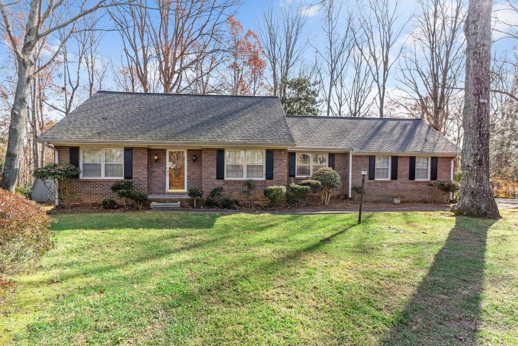 166 Mountain Crest Dr., Canton, GA 30114