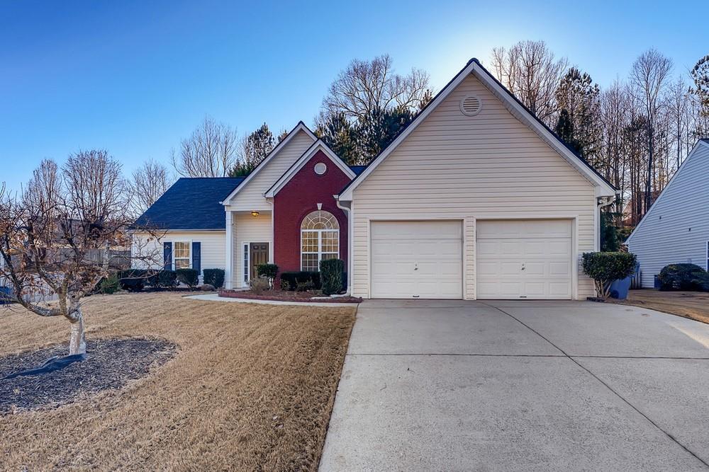 1546 Riesling Dr., Dacula, GA 30019