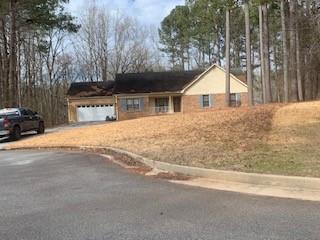 1627 Spaniel Ct., Conyers, GA 30094