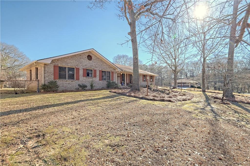 2676 Abington Dr., Snellville, GA 30078
