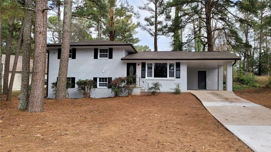 1130 Shoreham Dr., Atlanta, GA 30349