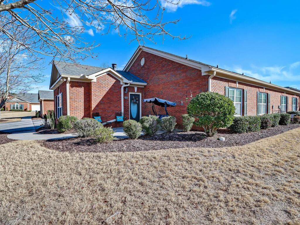 119 Holiday Rd. #903, Buford, GA 30518