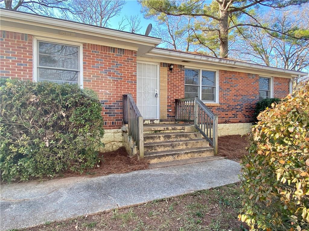2283 Scotty Cir., Decatur, GA 30032